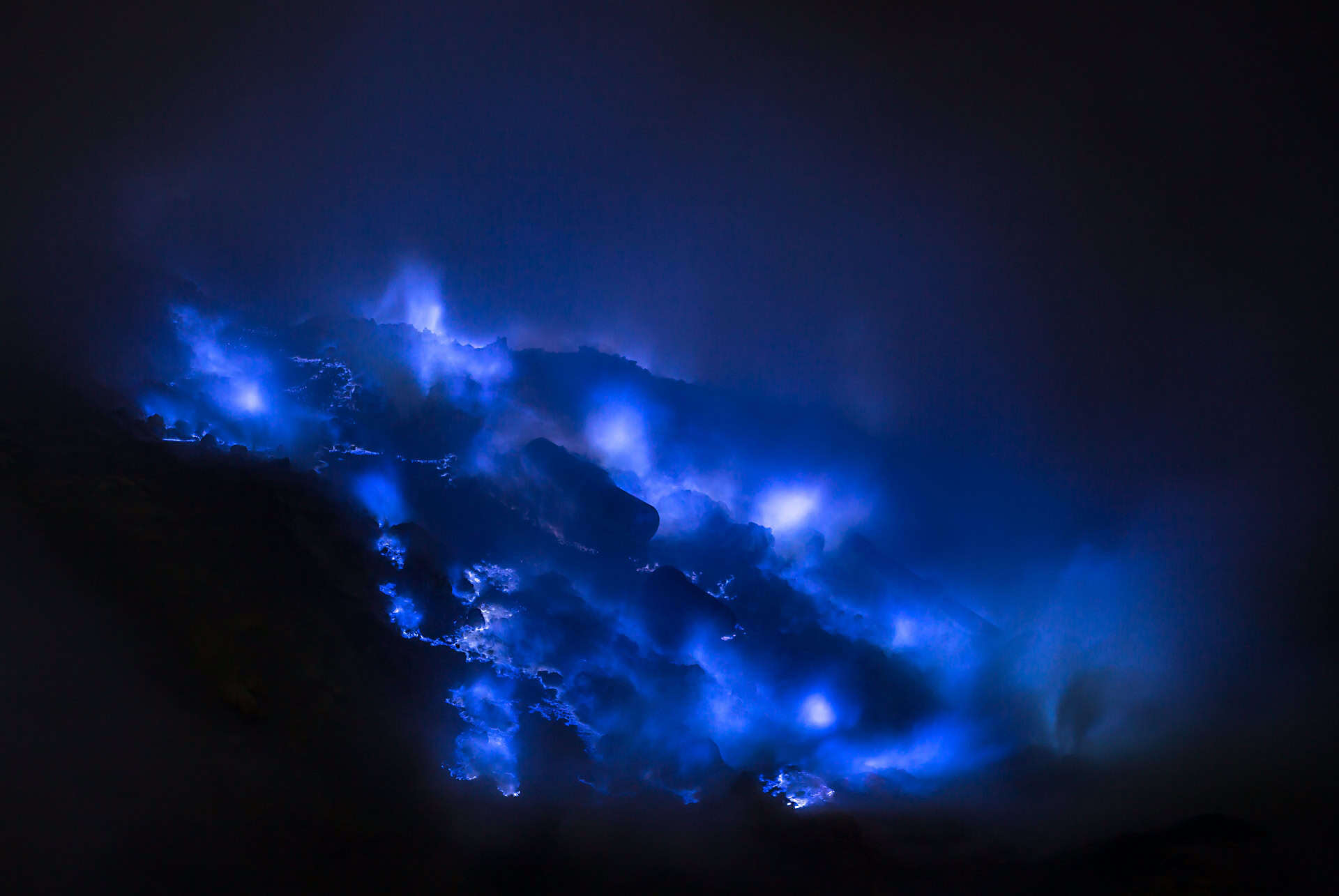 kawah ijen de nuit kawah ijen de nuit