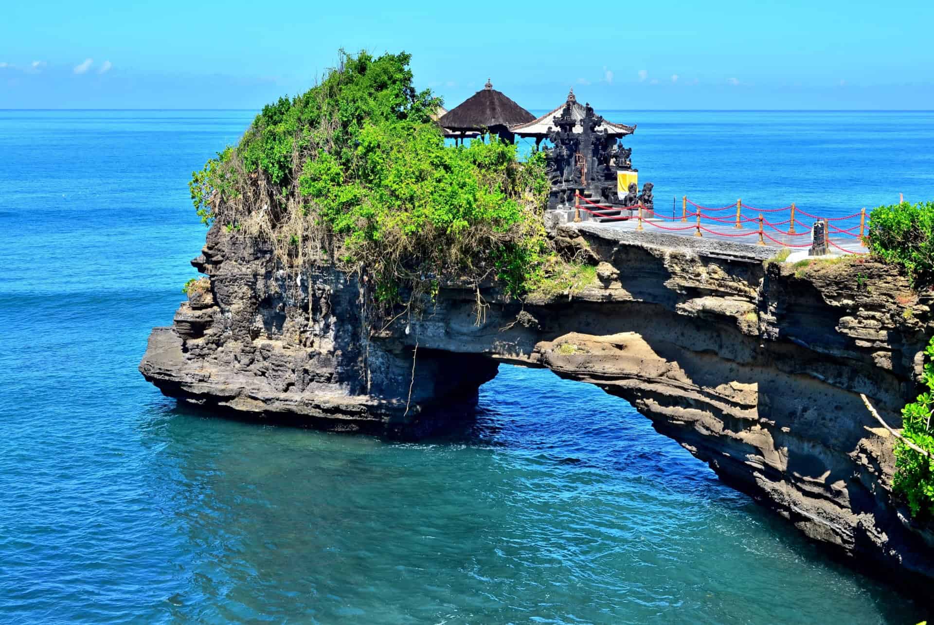 pura batu bolong pura batu bolong