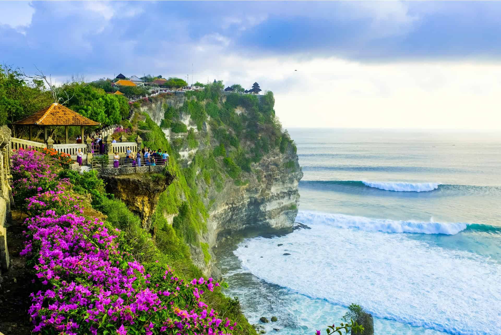 chemin vers temple d'uluwatu chemin vers temple d'uluwatu