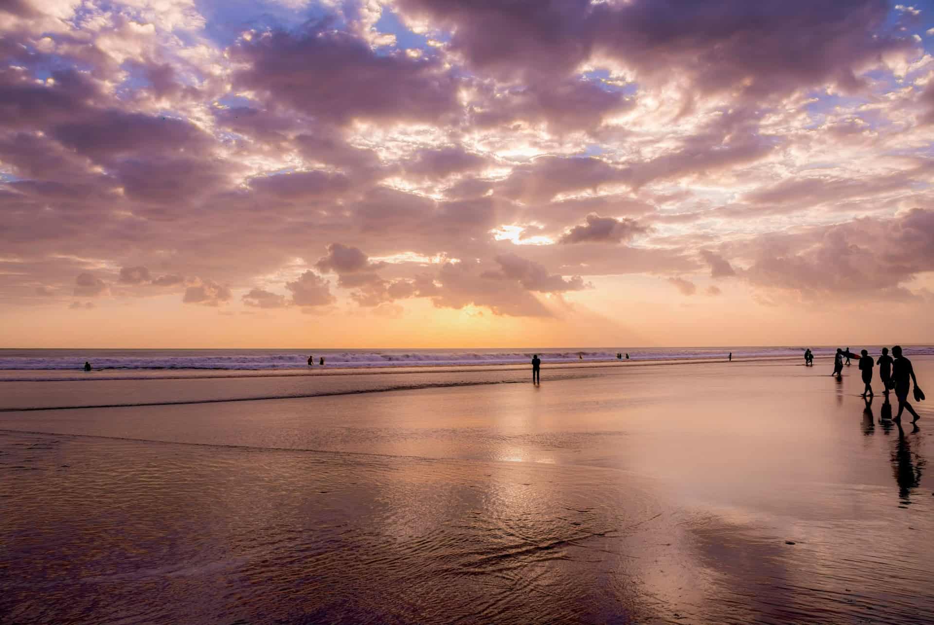 coucher de soleil plage de legian