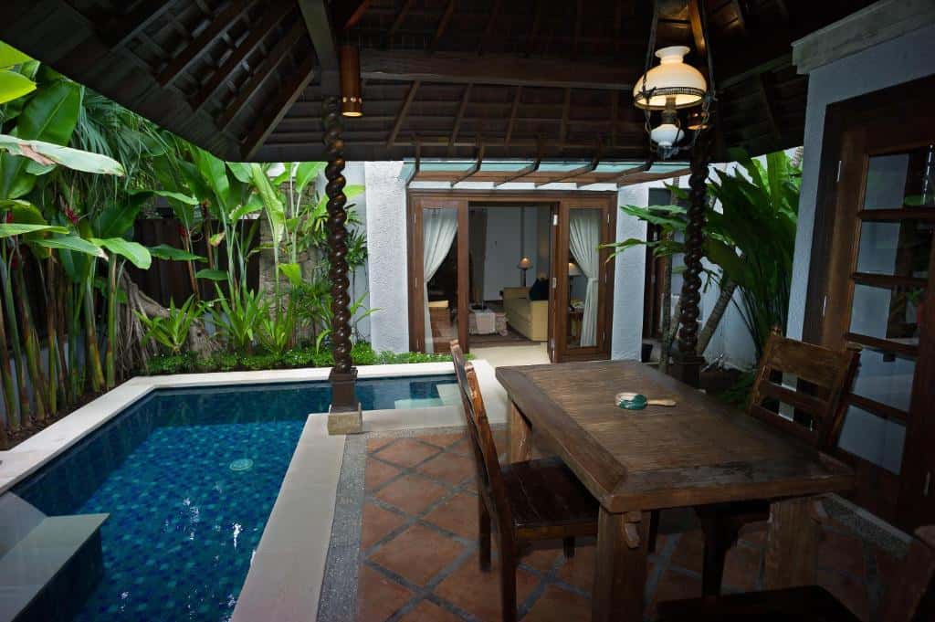 d sriwing villa gallery