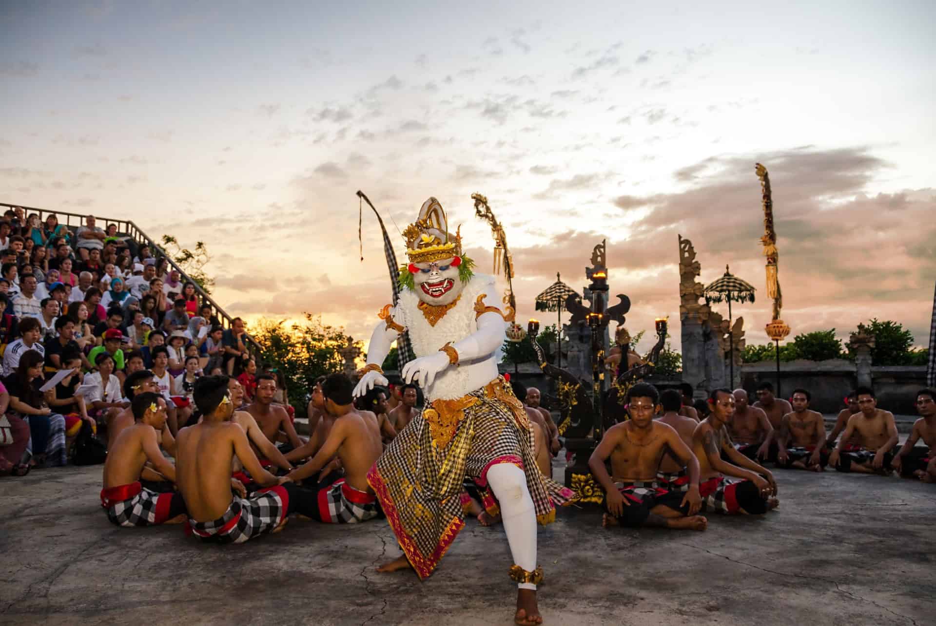 danse Kecak temple d'uluwatu danse Kecak temple d'uluwatu