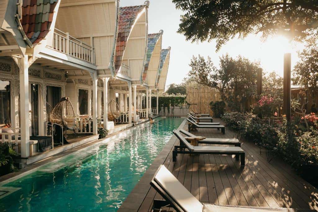 mambo beach resort bali 2 semaines