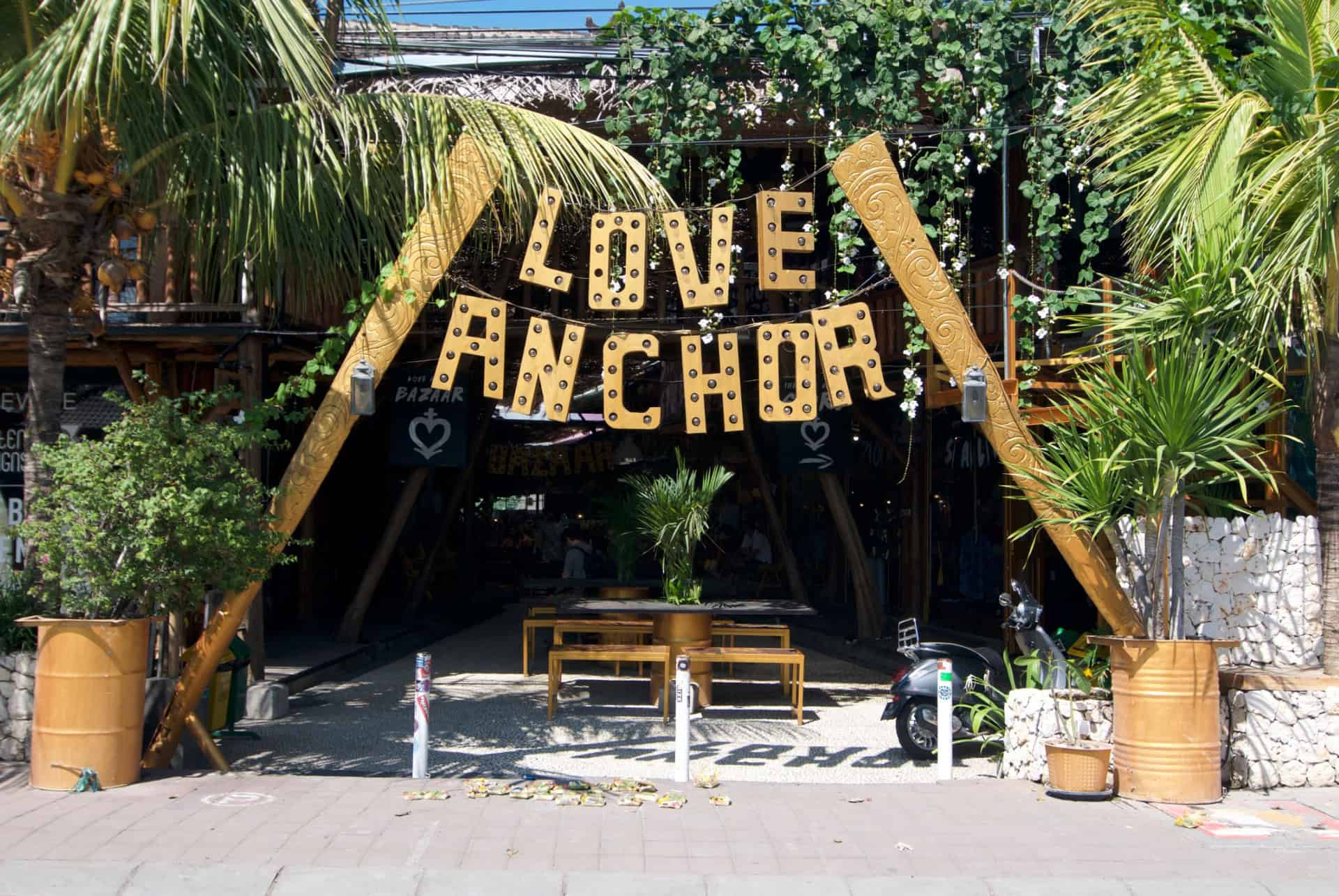 love anchor marches bali