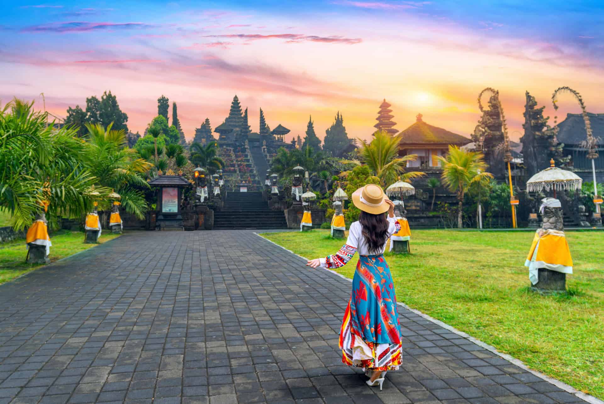 quand visiter le temple de besakih