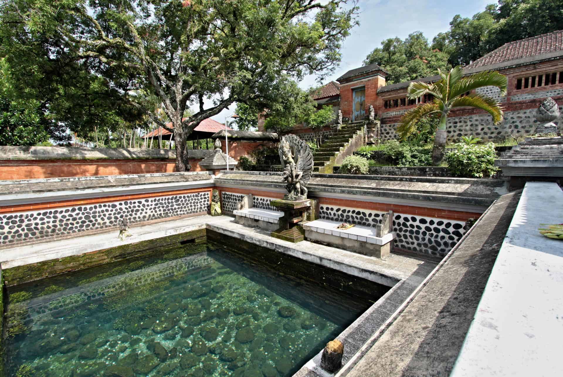 temple pura lingsar temple pura lingsar