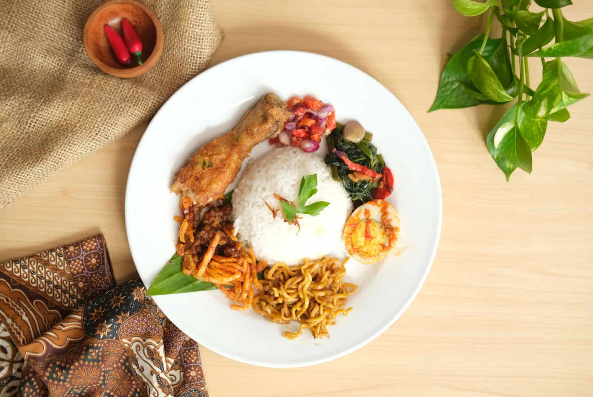 nasi campur specialites culinaires bali nasi campur specialites culinaires bali