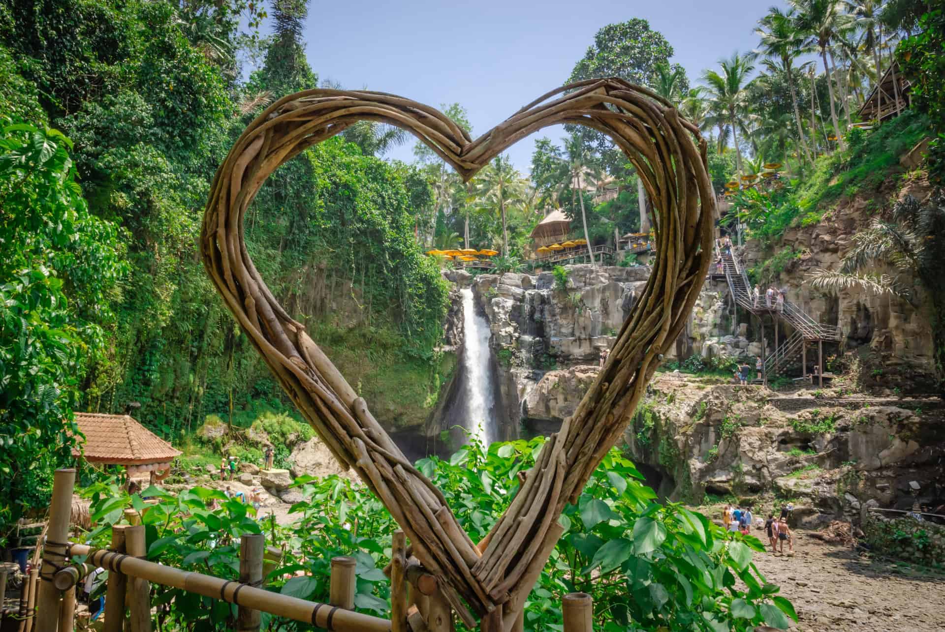 cascade tegenungan