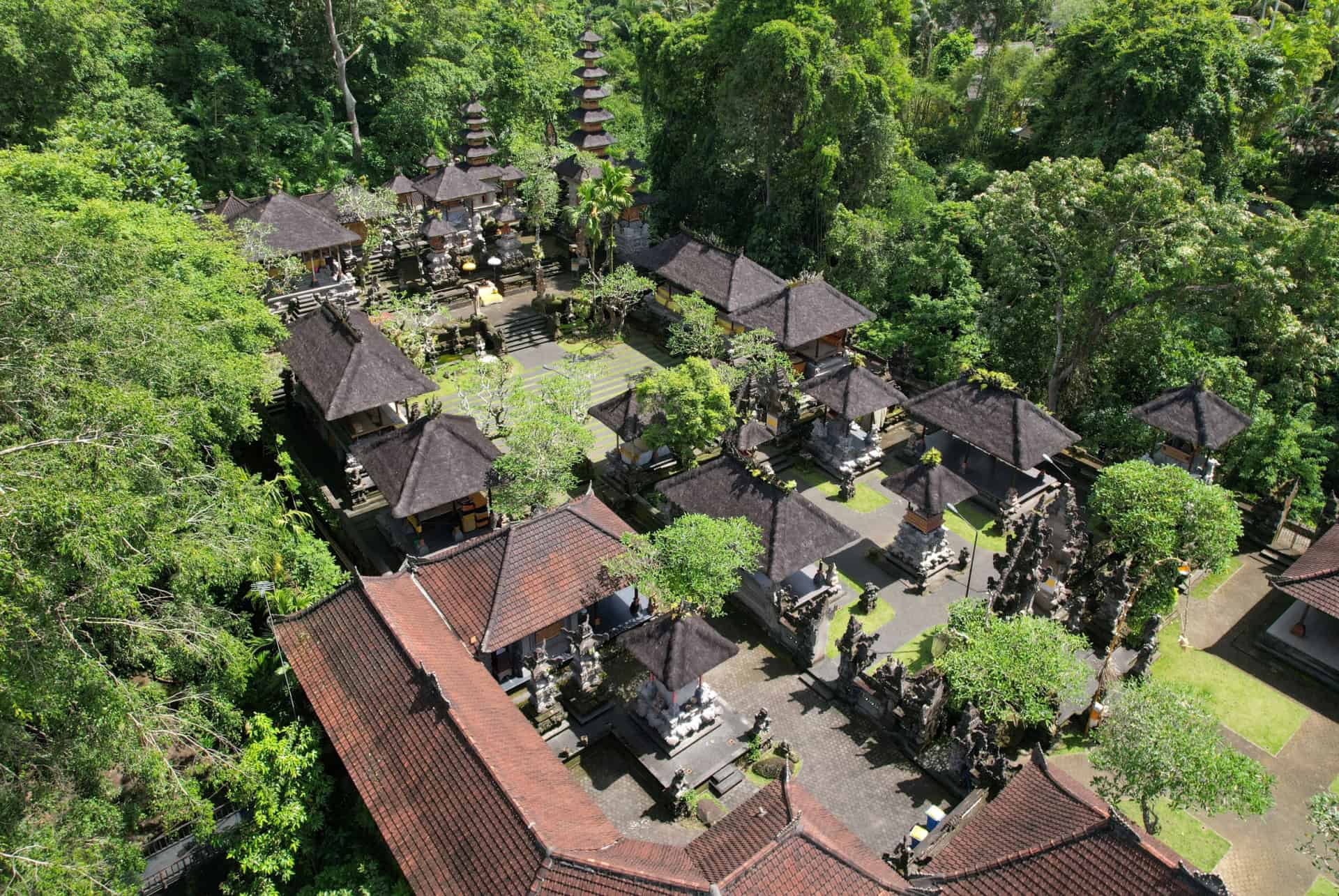 visiter temple pura gunung lebah visiter temple pura gunung lebah