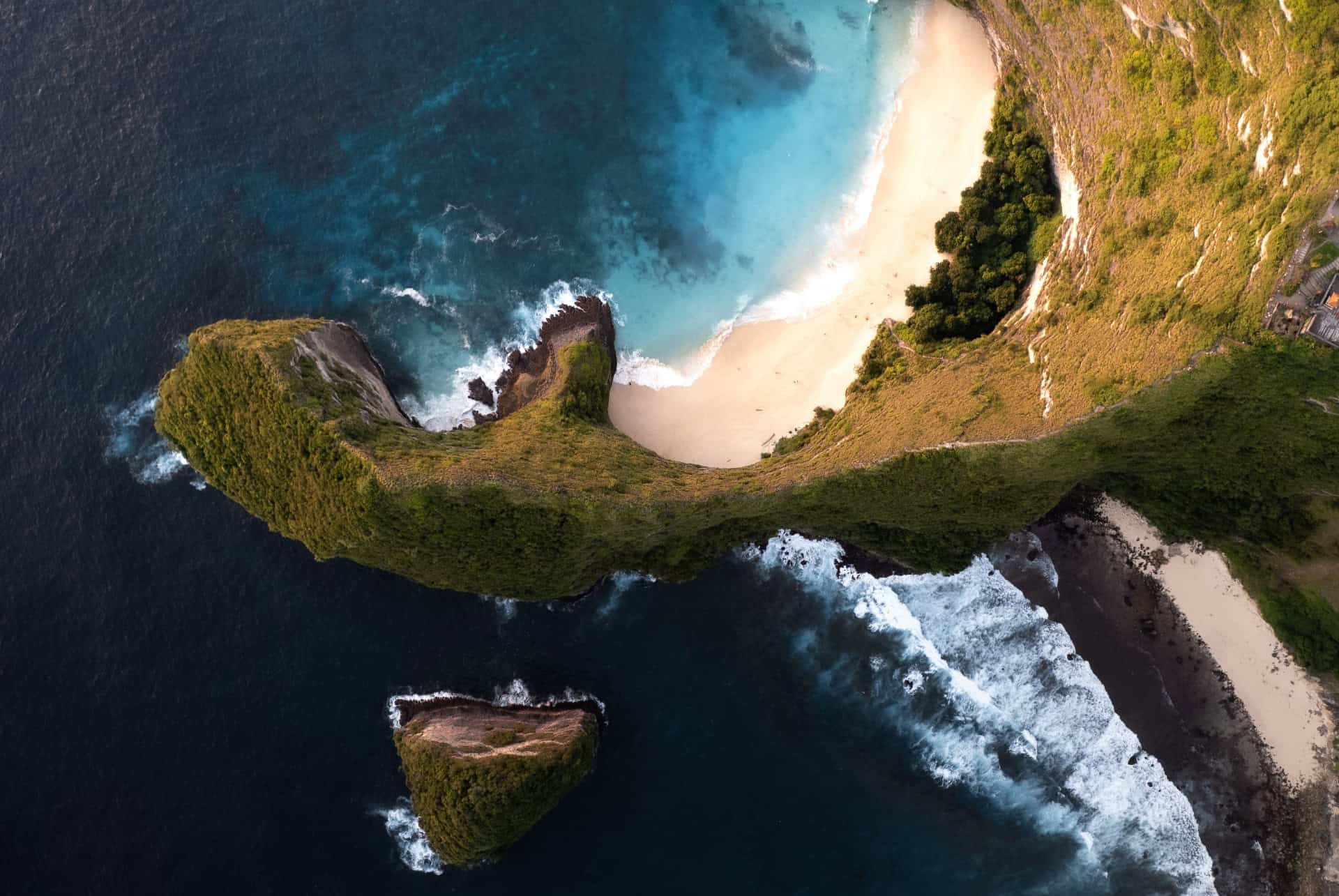 kelingking beach vue aerienne kelingking beach vue aerienne